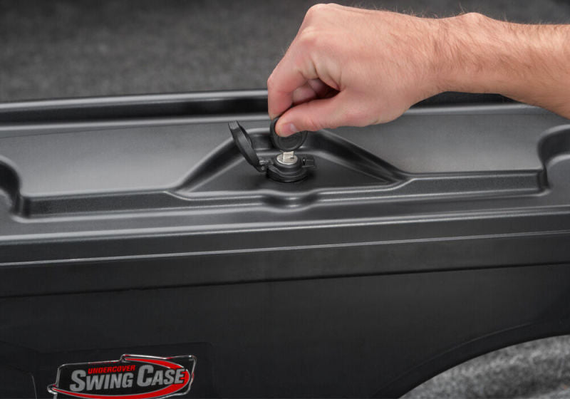 UnderCover 05-20 Toyota Tacoma Drivers Side Swing Case - Black Smooth -  Shop now at Performance Car Parts
