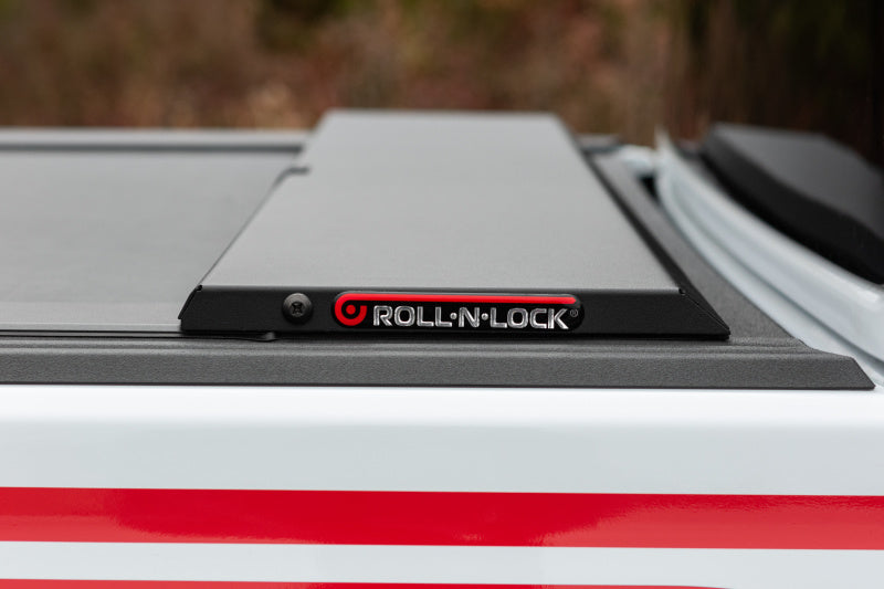 Roll-N-Lock 2020 Jeep Gladiator 5ft bed M-Series Retractable Tonneau Cover -  Shop now at Performance Car Parts